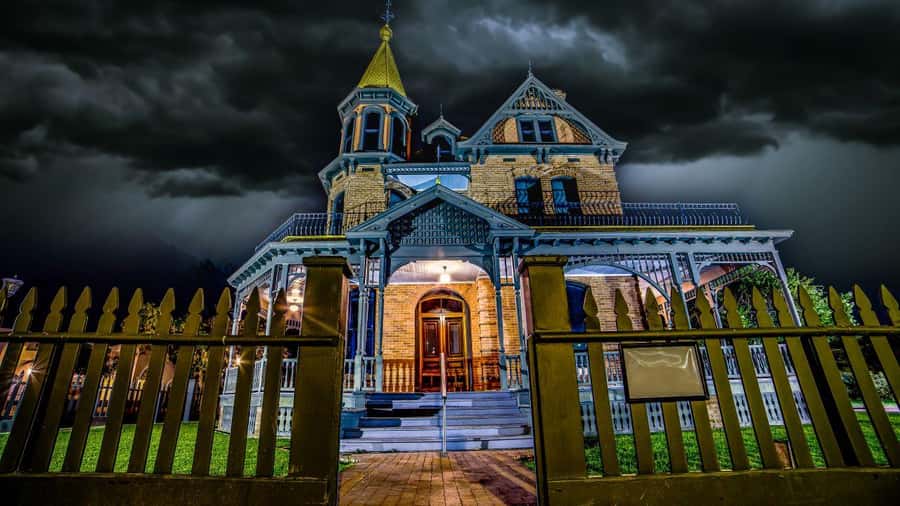 Phoenix: Ghosts & Poltergeists Guided Haunted Walking Tour - Cancellation and booking flexibility