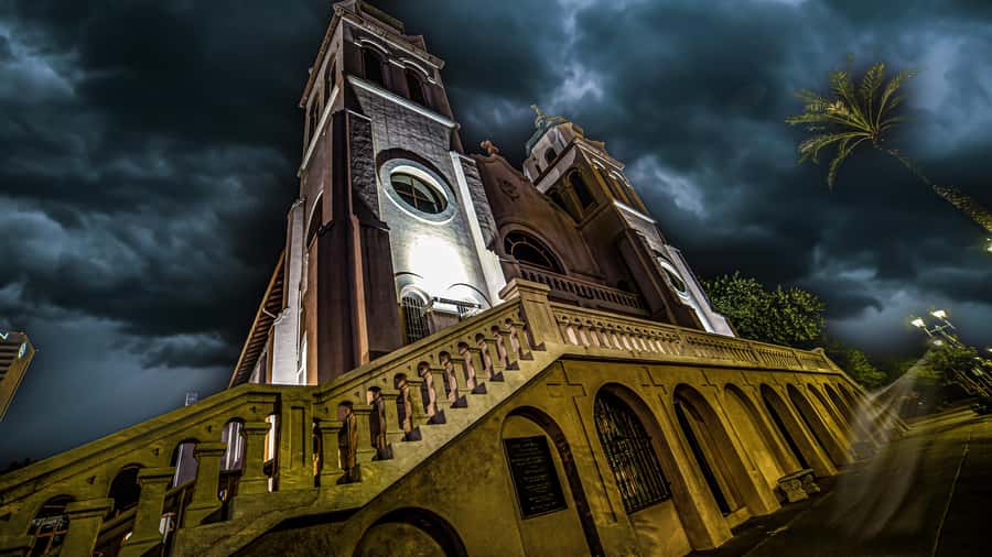 Phoenix: Ghosts & Poltergeists Guided Haunted Walking Tour - Who will enjoy this Phoenix ghost walk?