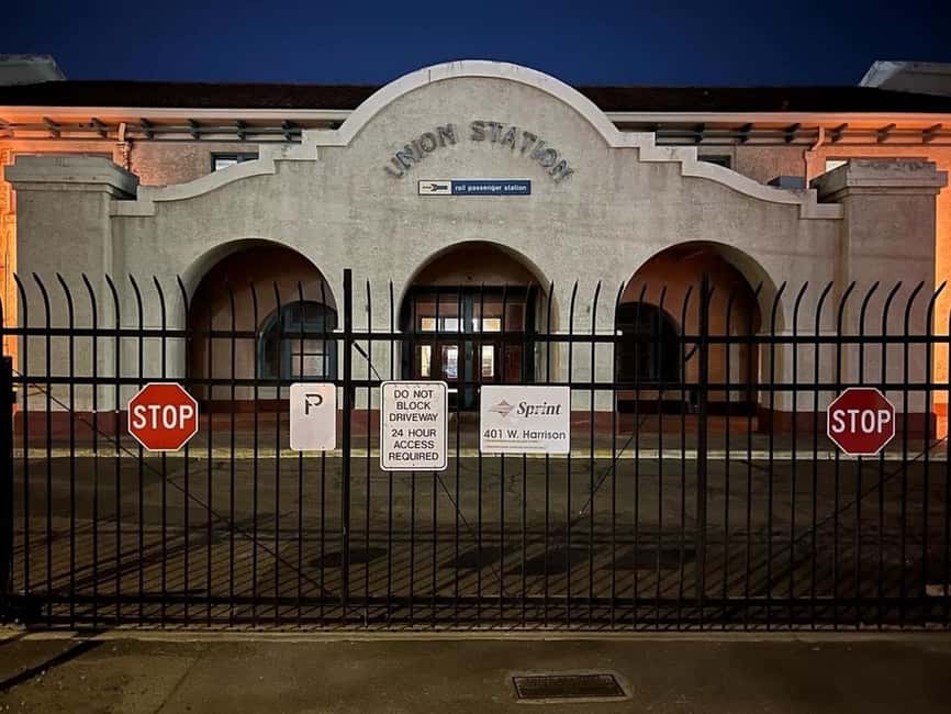 Phoenix: Murders & Mysteries True Crime Car Ghost Tour - Meeting point, timing, and comfort