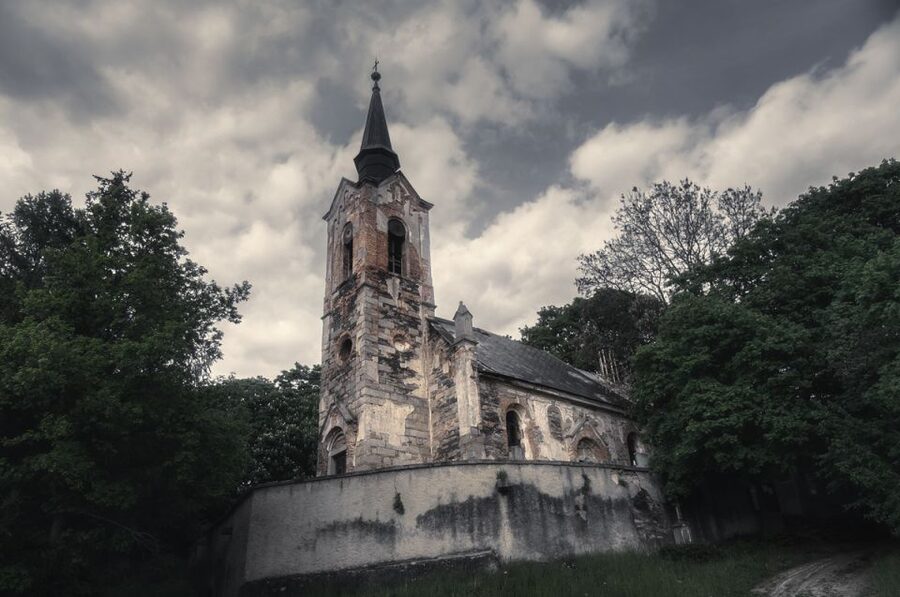 Prague: Ghost Walking Tour - Crooked lanes, abandoned corners, and hidden squares