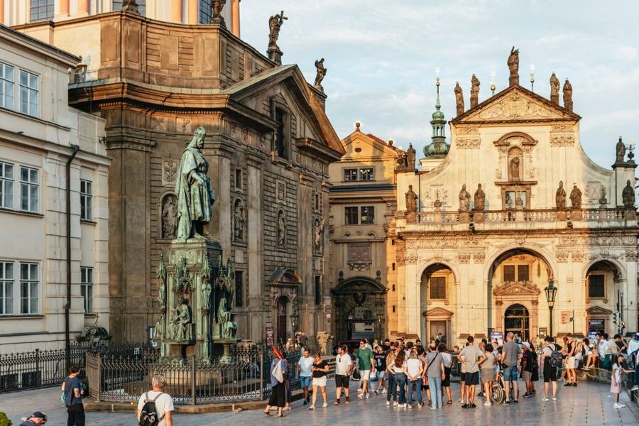 Prague: Ghost Walking Tour Where Legends Come To Life - Prague after dark, with a wink and a scare