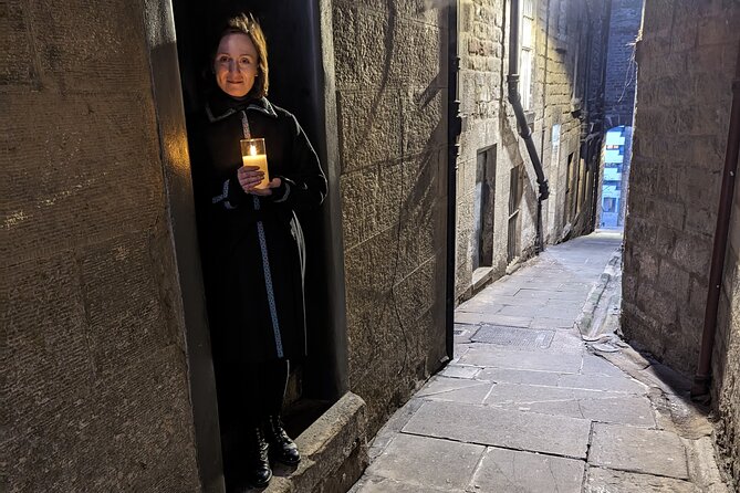 Private Dark History Tour: Eerie Edinburgh - Beyond the Netherbow