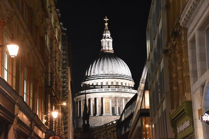 Private Ghosts and Gore Walking Tour of London - Temple Bar and the bones beneath Amen Court