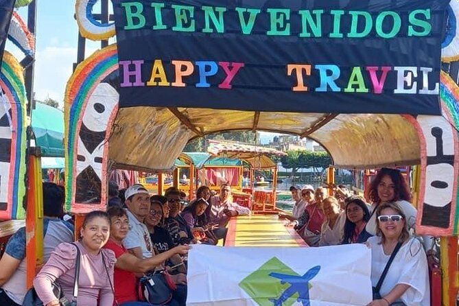 Private tour to the spooky Island of the Dolls in Xochimilco - Entering the Island of the Dolls