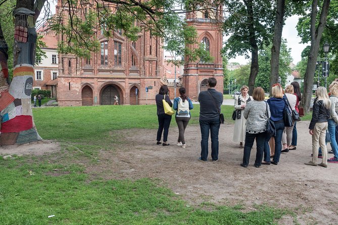 Private Vilnius Ghost & Legends tour - St. Anne’s Church and the shorter legend stop