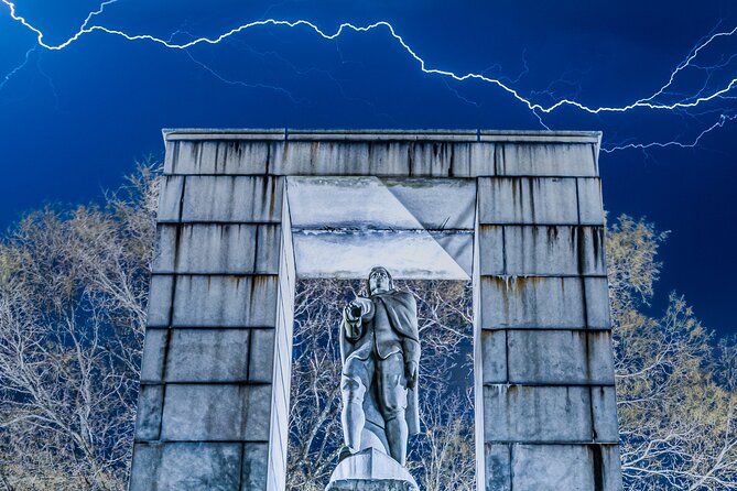 Providence Ghost Tours: Phantoms, Poltergeists, & Pestilence - The walking challenge is real