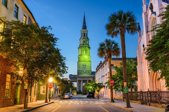 Real Hauntings of Charleston! (Small Group Ghost Tour) - Poogan’s Porch and the resident with four legs