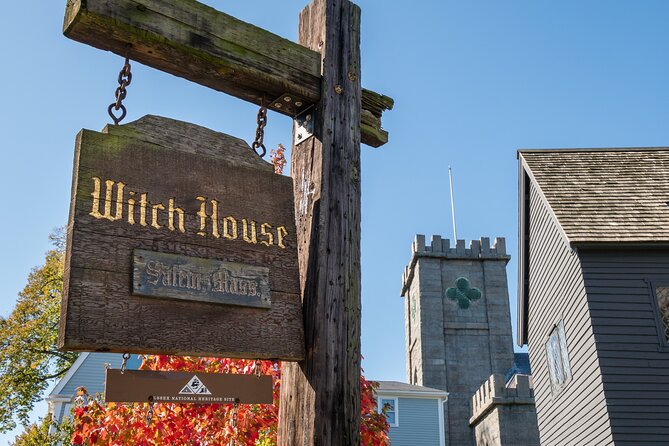 Requiem for Salem Walking Ghost Tour - How the guides shape the experience