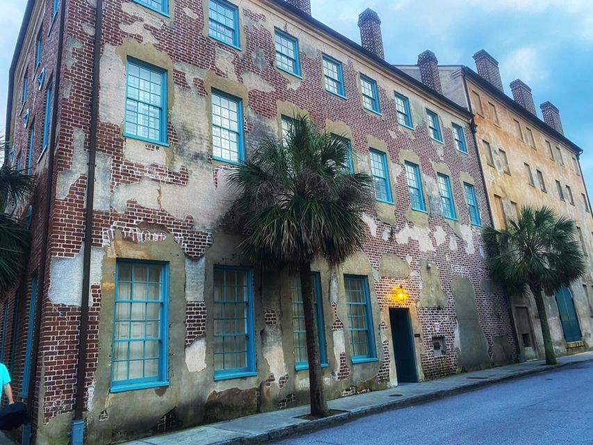 REV Walks - Ghost Tour - Key points about the Charleston ghost walk