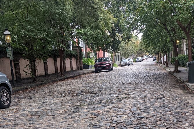 Revolutionary Charleston Walks - Ghost Tour - Circular Congregational Church from the sidewalk