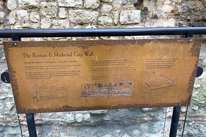 RIPPERTRAIL: Hunt for Jack the Ripper (Self-Guided History Walk) - A flexible two-hour route through London