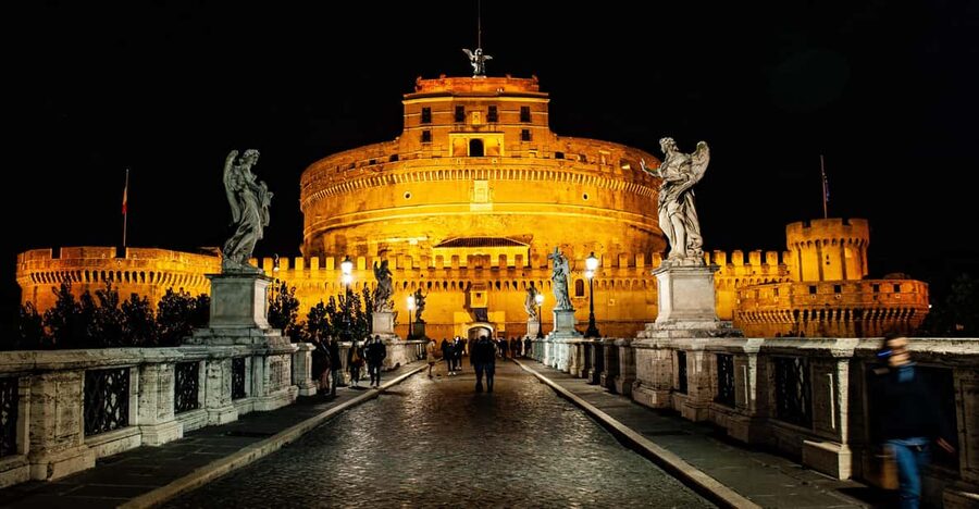 Rome: Guided Haunted Rome Ghost Tour with Dowsing Rods - Campo de’ Fiori and Rome’s most brutal public square