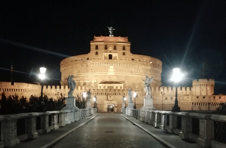 Rome: Small Group Rome's Dark Side - Ghosts & Legends Tour - What the guides do best