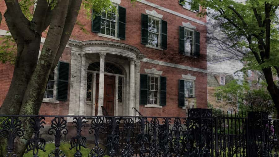 Salem: Haunted Footsteps Ghost Tour - Eight to 10 stops through Salem after dark