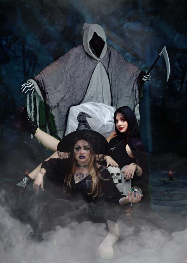 Salem: Ultimate Dead of Night Walking Ghost Tour - Meeting at 210 Essex Street