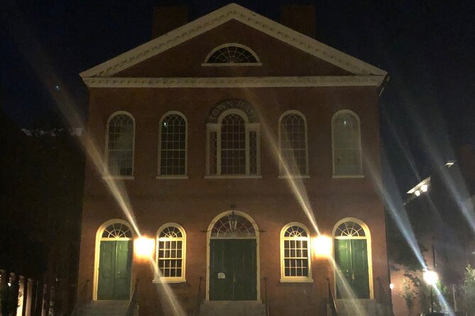 Salem Uncovered: Dark Stories of Salem Tour - The Burying Point, Salem’s oldest cemetery