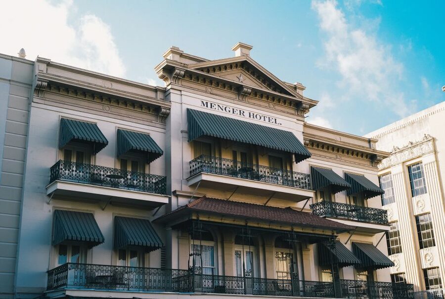San Antonio: Guided Haunted Pub Crawl - What this haunted walk is really offering