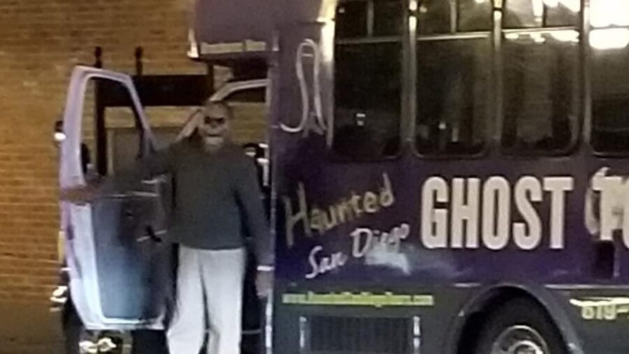 San Diego: Haunted Ghost Tour by Bus - Davis-Horton House connects ghosts with local history