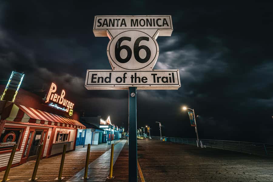 Santa Monica: Ghosts and Phantoms of the Pier Walking Tour - Key points to know before you book