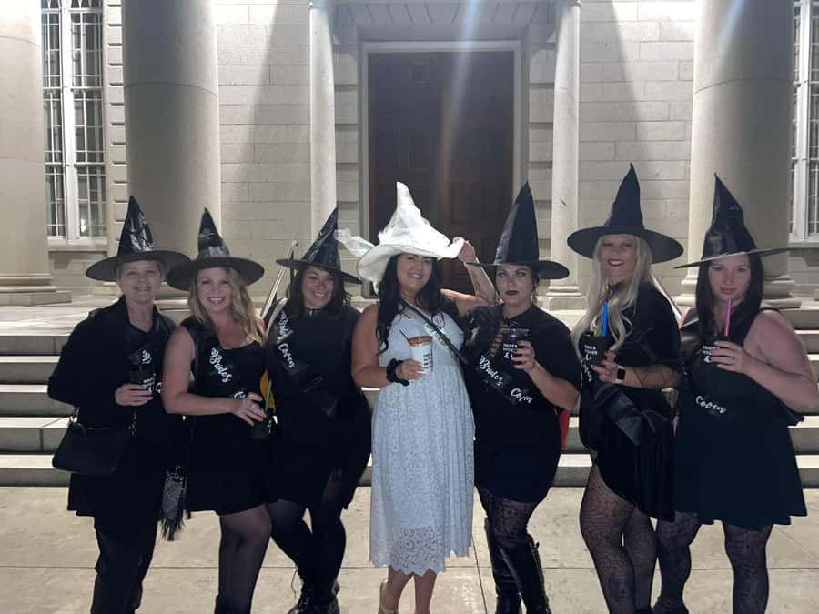 Savannah: Bad Kitty Pub Crawl, Spooky Naughty Ghosts - Who should book this pub crawl?