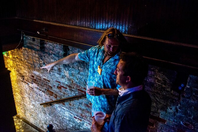 Savannah Ghost Tour for Adults ALL Alcoholic Drinks Included - Who should book this Savannah night out?