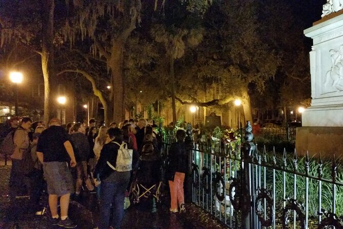 Savannah Ghost Tour with the Guy in the Kilt + Bar Stops - Why the small group size matters