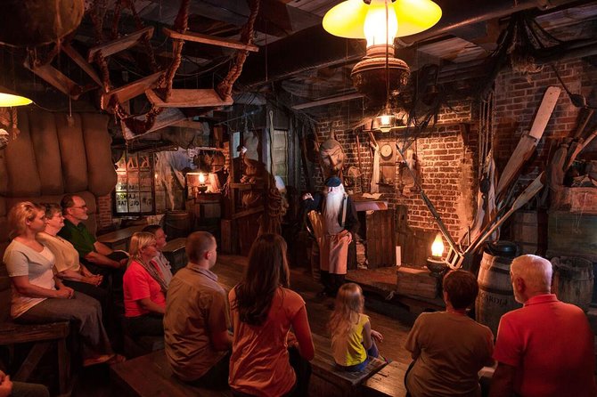 Savannah Ghosts & Gravestones Trolley Tour - Why there are no cemetery visits