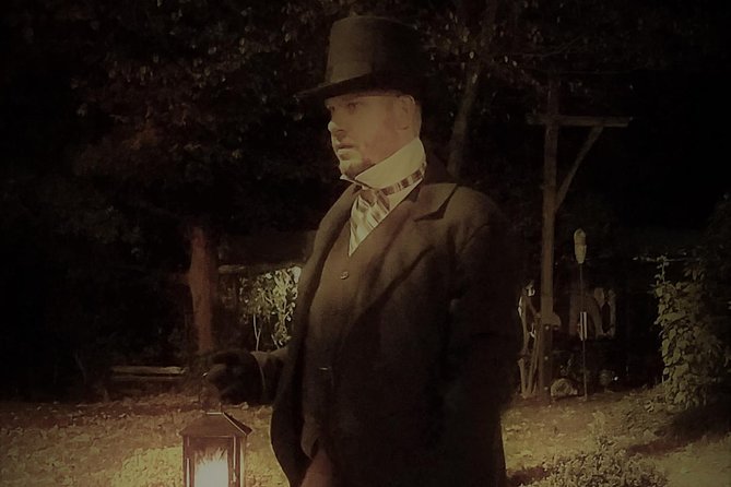 Savannah History and Haunts Candlelit Ghost Walking Tour - Colonial Park Cemetery makes a fitting finish