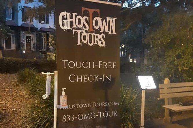 Savannah Psychic Guided Ghost & Cemetery Tour - Starting at Columbia Square at 10 p.m.