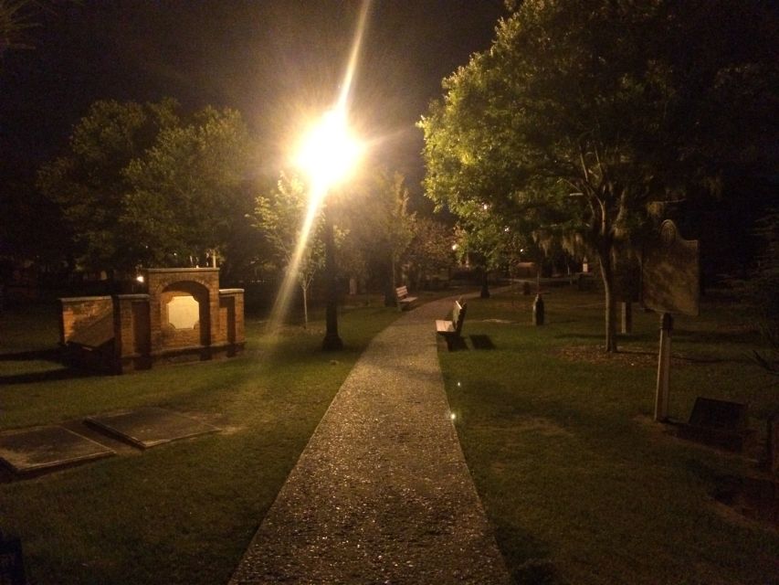 Savannah: Pub Crawl and Ghost Tour - Gregg and Neil set the tone