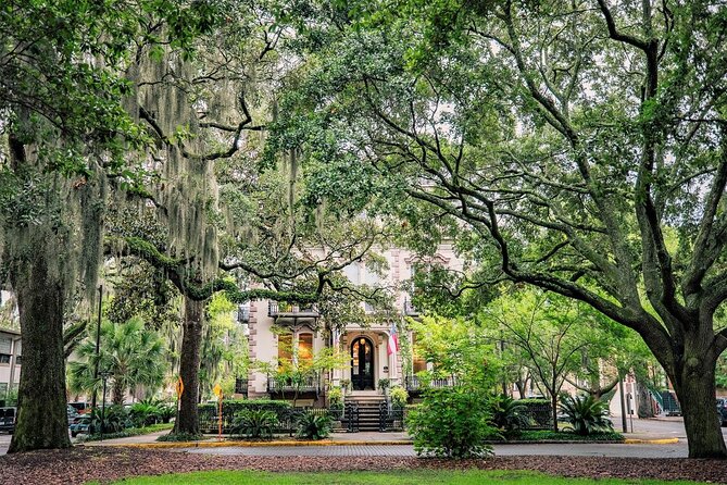 Savannah's Local Lore Ghost Tour - A haunted trolley instead of a long night walk