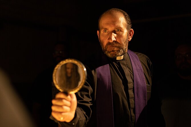 Savannah's Local Lore Ghost Tour - The Savannah Paranormal Museum adds a second act