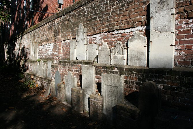 Savannah's Local Lore Ghost Tour - My take on the guides and staff