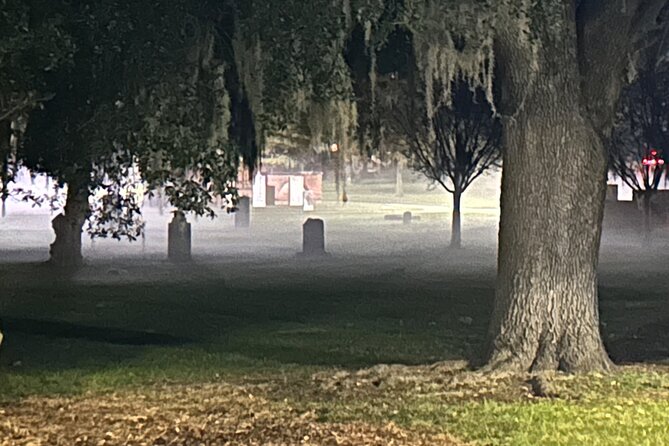 Savannah's Original Dark History Tour - Colonial Park Cemetery at the halfway point