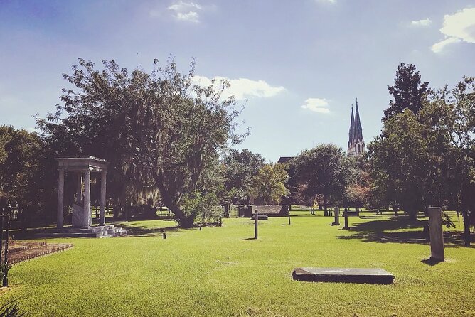 Savannah's Original Dark History Tour - Eight stops across Savannah’s historic core