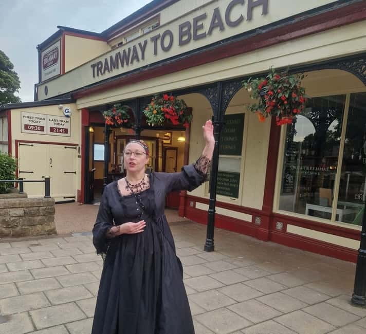Scarborough: Dark Tales Walking Tour - Weather, clothing, and meeting-point advice