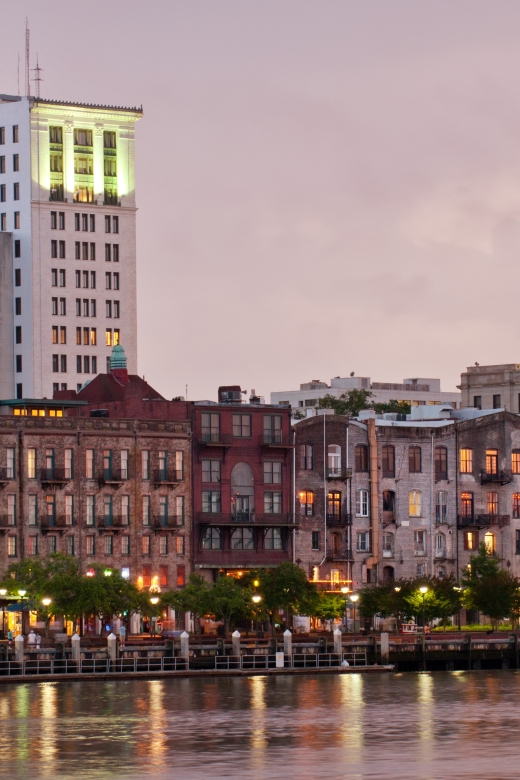 Self Guided Audio Ghost Tour in Savannah in 6 Languages - Six languages make this easy to share