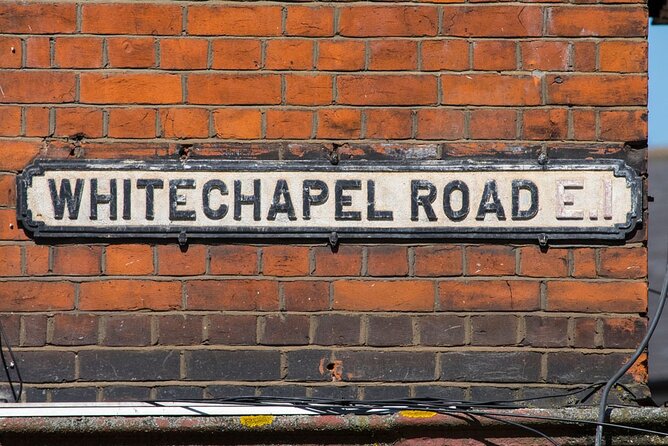 Self-Guided Audio Tour-Behind the shadow of evil: Jack the Ripper - Whitechapel beyond the murder story