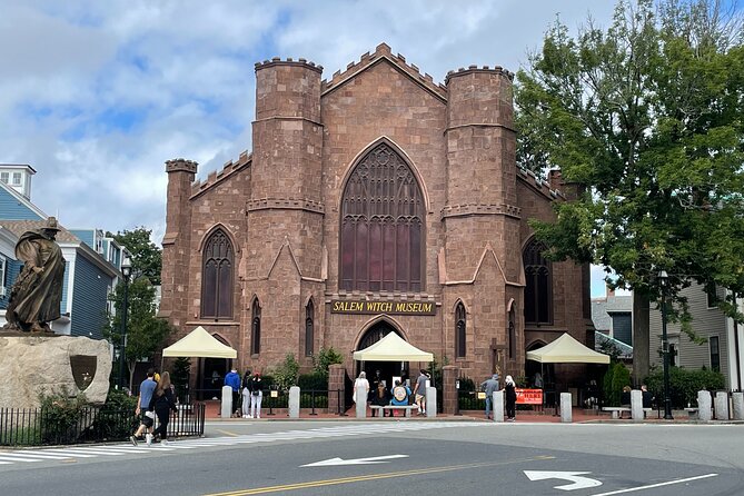 Self Guided Audio Tour 'Hawthorne's Haunts' Haunted Walking Tour Salem - A phone tour that works around your Salem plans
