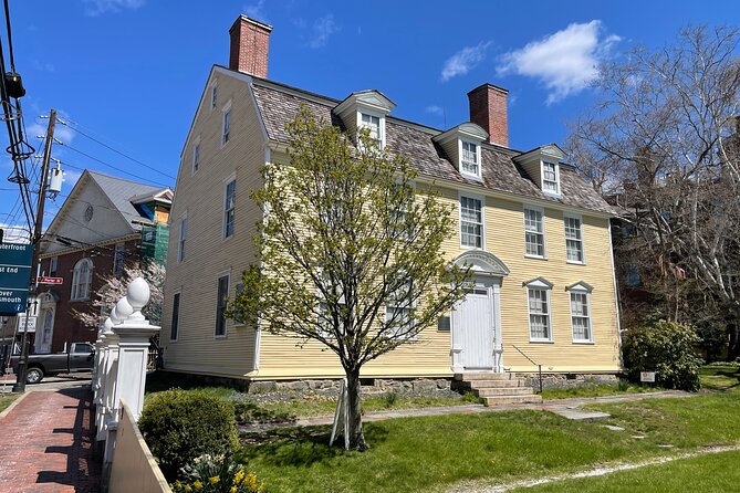 Self Guided Haunted Walking Tour in Portsmouth APP/GPS/EMF Reader - John Paul Jones House and its restless rooms