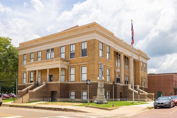 Self-Guided Jefferson Ghosts Walking Tour - East Austin Street and the little girl’s story