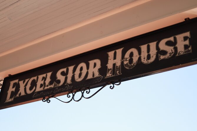 Self-Guided Jefferson Ghosts Walking Tour - The courthouse and its haunted judge