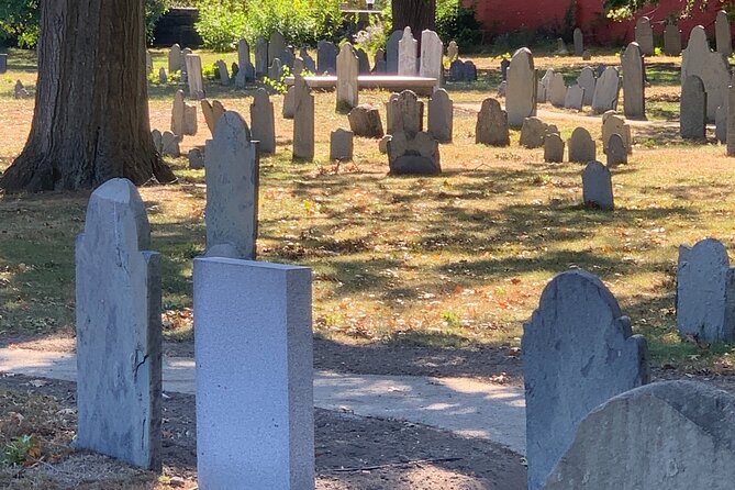 Self-Guided Smartphone Ghost Walking Tour in Salem - Why the flexible timing works well