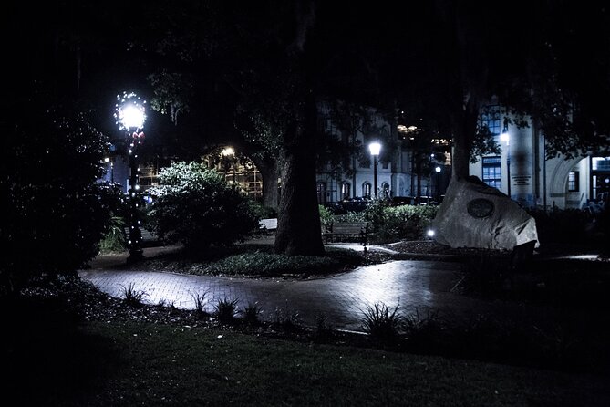 Shadows of Midnight Ultimate Late Night Savannah Ghost Tour - Starting beside Oglethorpe Square