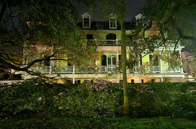 Shadows of the Peninsula - Haunts, Pirates and Death Ghost Tour - Philadelphia Alley, where duels meet pirate lore
