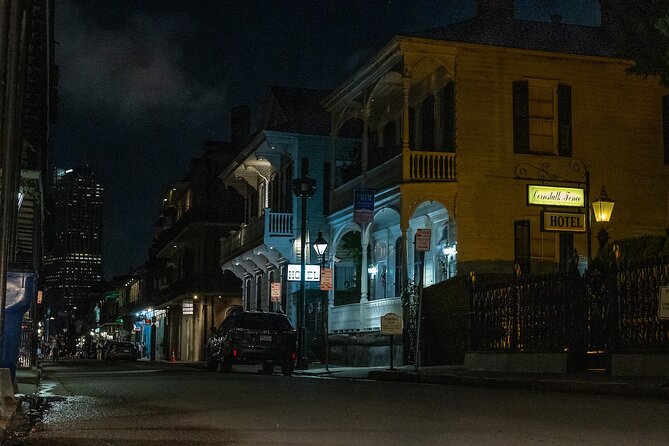 Small-Group French Quarter Haunted Ghost Tour - A closer look at the guide’s role