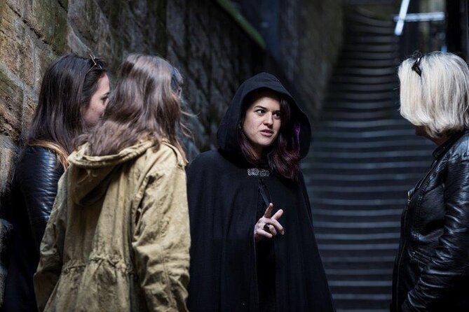 Small Group Ghost Tour incl. Underground Vaults & free drink in Megget's Cellar - How scary is it for children?