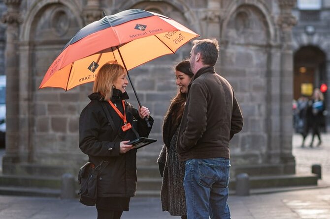 Small Group Ghost Tour incl. Underground Vaults & free drink in Megget's Cellar - The guides make the biggest difference