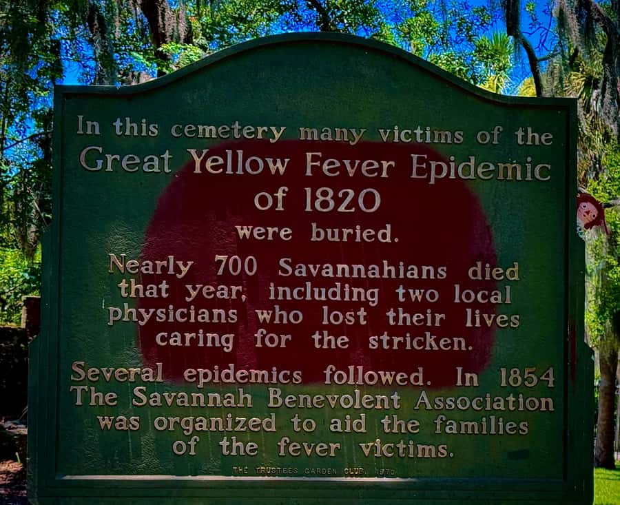 Spirit Xperience: Paranormal Walking Ghost Tour in Savannah - How much value do you get for $34.95?
