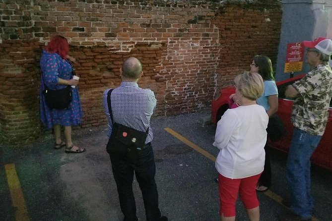 Spooky Family-Friendly Ghost Tour in New Orleans - The guides are the real variable